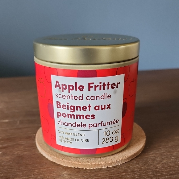 Tim Hortons Apple Fritter Scented Candle - Red - Picture 1 of 4